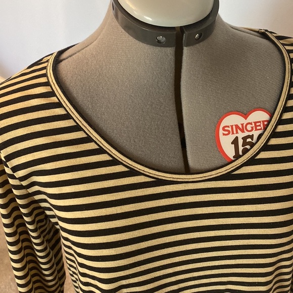 LuLaRoe Striped Long Sleeved Tunic, Scooped Neck Size Medium - Picture 5 of 8